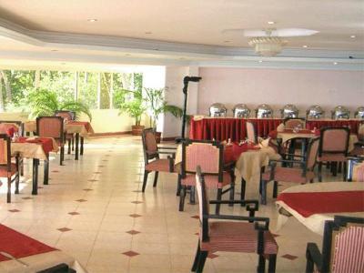 Dolphin Bay Hotel Goa Exterior photo
